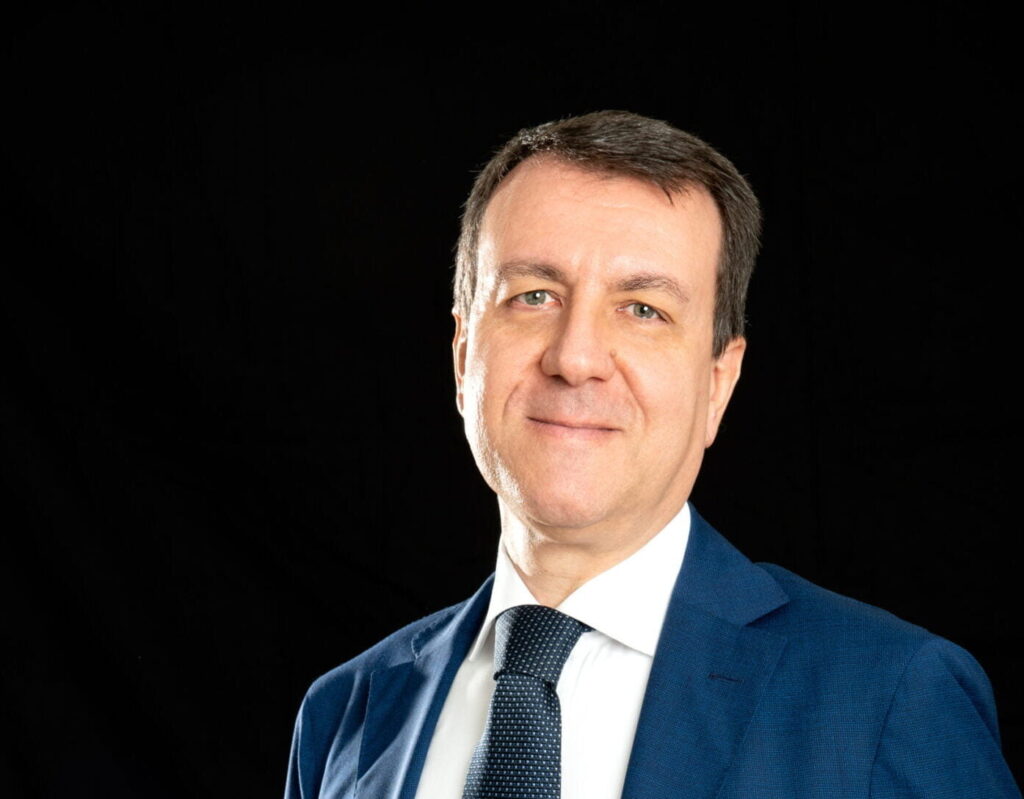 italia economy -D-Link
