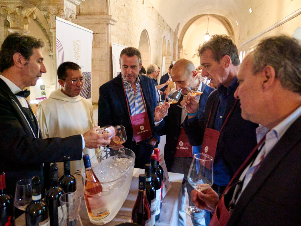 ITALIA ECONOMY - Vini d’Abbazia|